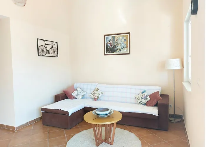 Secret Mirage Apartment